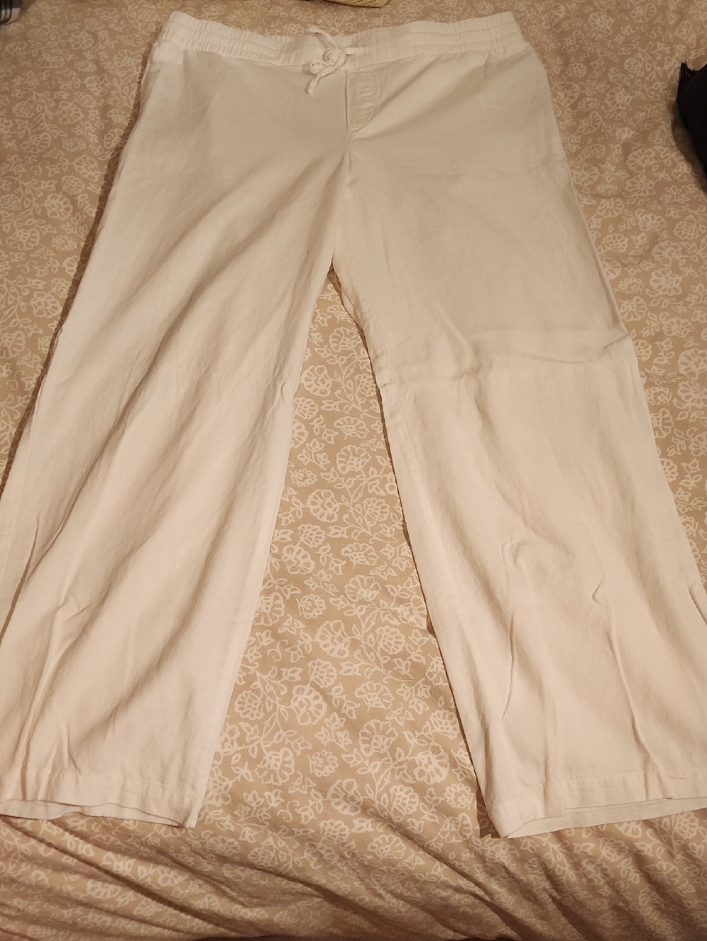 Old Navy White Wide-Leg Drawstring Lounge Pants